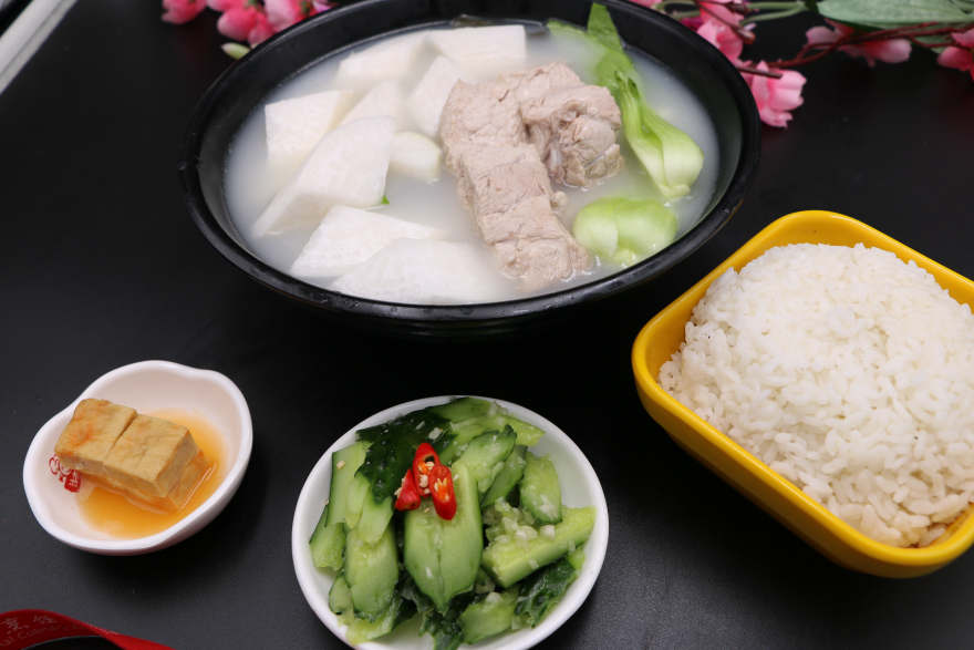 兰州浓汤炖骨饭培训